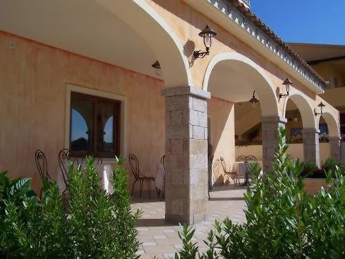 Castello Di Tavolara Hotel Porto San Paolo